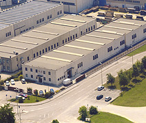 Baggio Arredamenti showroom and headquarters: bespoke furniture and kitchens.